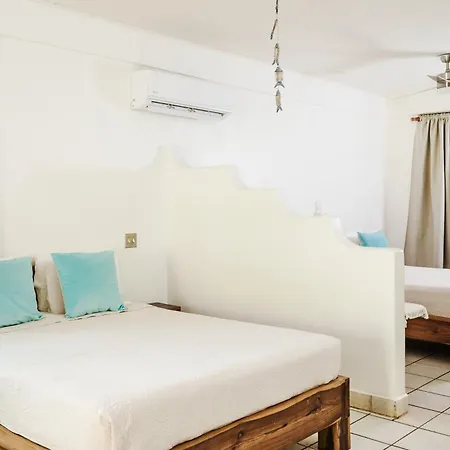 Casa Sueca Hotel - At The Beach Tamarindo Exterior photo